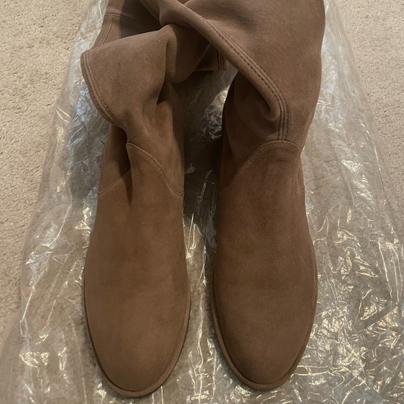 Stuart Weitzman lowland over the knee boots in Taupe - Picture 4 of 7